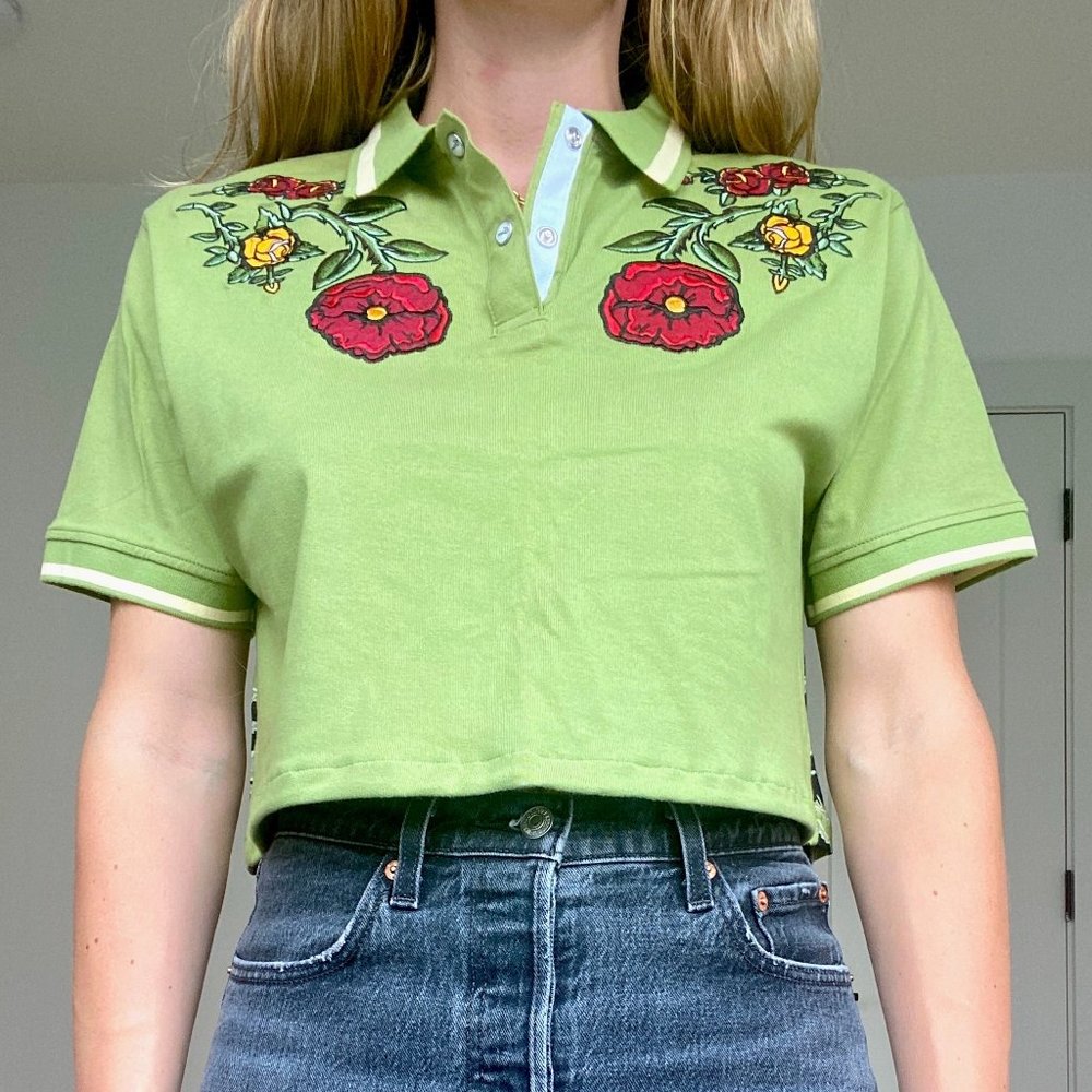 GREEN POLO WITH FLAMES AND FLOWERS